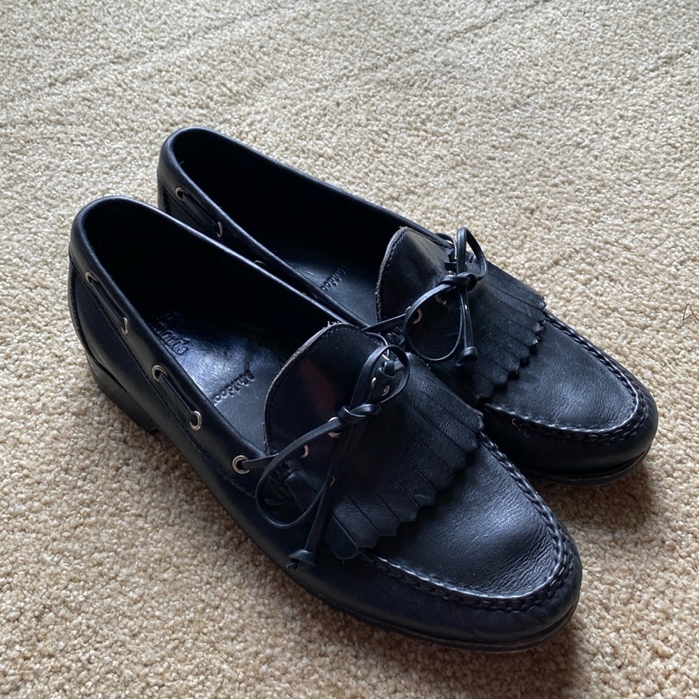 Allen Edmonds size 9D “Muldoon” black leather kiltie loafer.